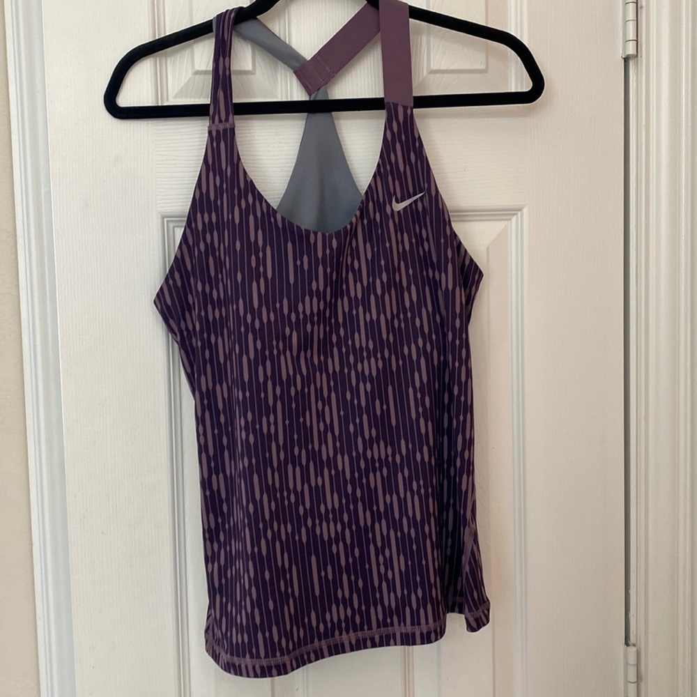 Nike workout top